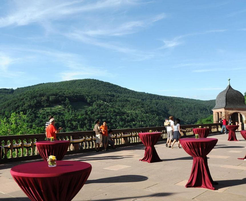 Heidelberg Palace, an event with a picturesque view; photo: Möller Schlossgastronomie Heidelberg Palace, an event with a picturesque view; photo: Möller SchlossgastronomieA picturesque view for your event.